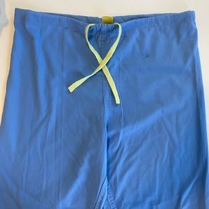 Lightweight scrub pants